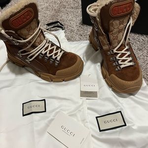 GUCCI Women's Brown Flashtrek GG High-top Sneaker With Wool